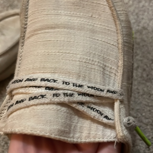 Women’s HeyDudes Size 8 - Picture 5 of 8